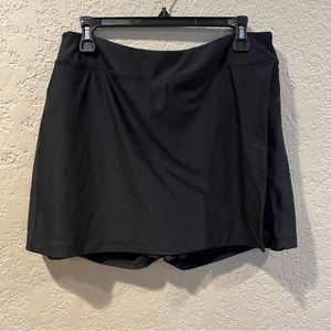 Outdoor voices CourtSkort Black XL